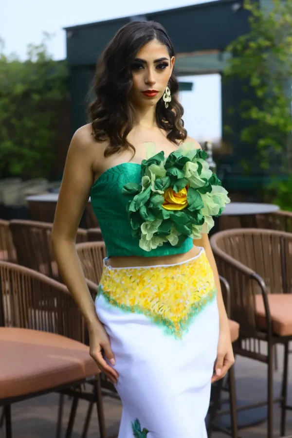 CROP TOP SEDA Y FALDA PINTADA