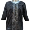 BLUSA DE TELA NEGRA CON DETALLES DE SEDA