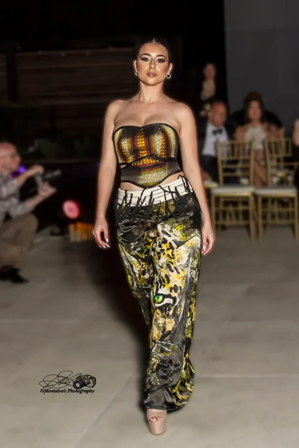 CROP TOP DE REBOZO DORADO